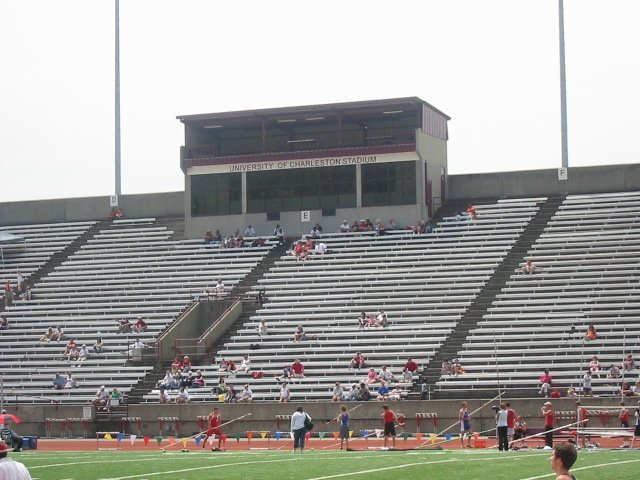 pressboxwheregrifwasgazettes06.jpg