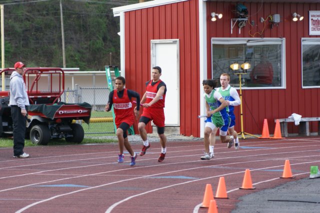 track2009142.jpg