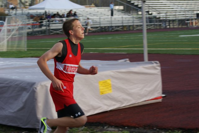 track2009156.jpg