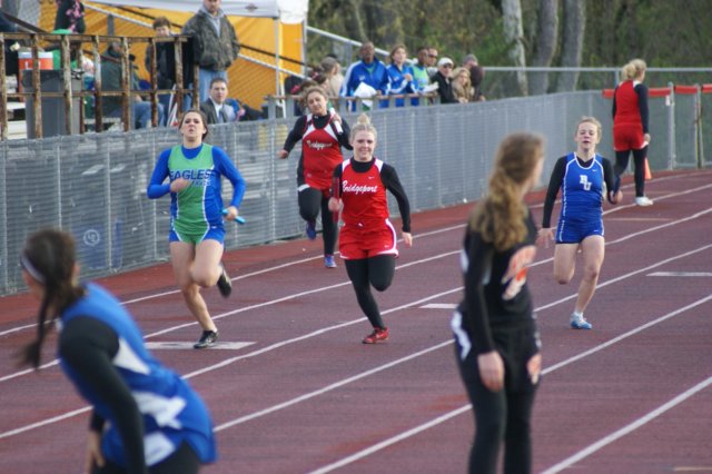 track2009167.jpg