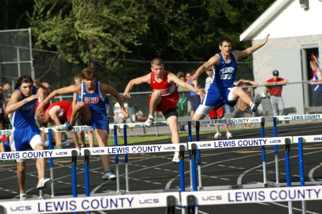 track2009lewisgazette041.jpg