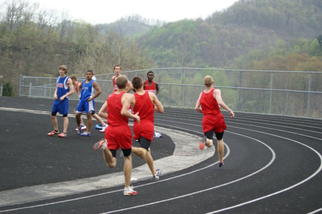 track2009lewisgazette124.jpg