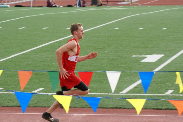 track2009lewisgazette201.jpg
