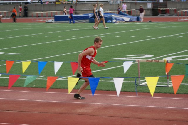 track2009lewisgazette206.jpg