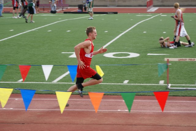 track2009lewisgazette208.jpg